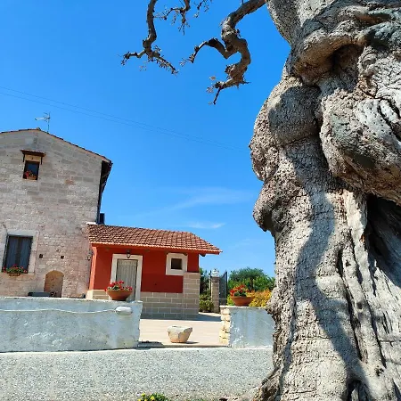 Donna Isabella 3* 孔韦尔萨诺